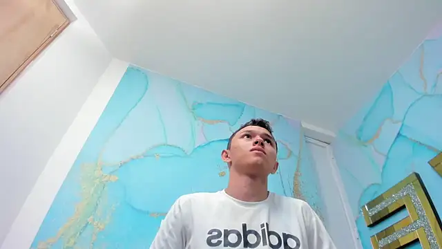 Andy dior18 online show from 03-23-25, 02:04