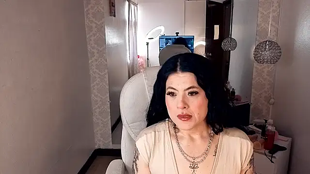 lizha milf online show from 09-20-25, 05:03