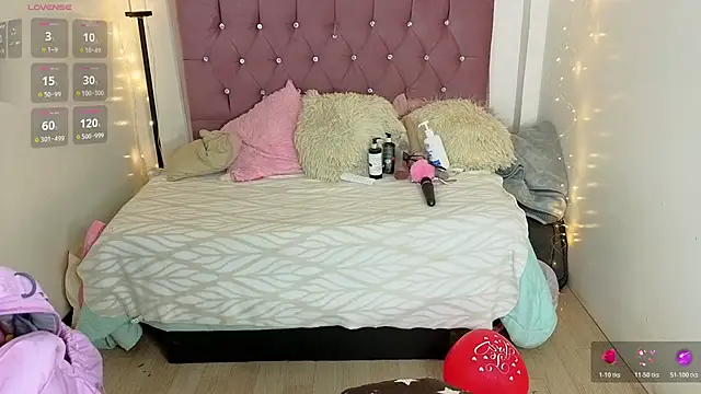 Snapshot of lizha_milf chatting on 03-07-26, 08:06 lizha milf online show from 03-07-26, 08:06