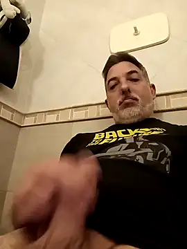 Snapshot of Sexyguycumming chatting on 03-18-25, 02:15 Sexyguycumming online show from 03-18-25, 02:15