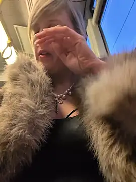 Sexybiene969 online show from 03-16-26, 04:55