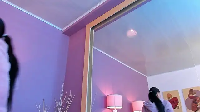 scarlet edwars online show from 02-11-25, 12:05