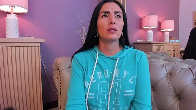 scarlet edwars online show from 03-07-25, 03:28