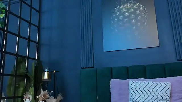 scarlet edwars online show from 10-01-25, 07:09