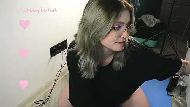 Snapshot of lollylina chatting on 03-09-25, 08:52 lollylina online show from 03-09-25, 08:52
