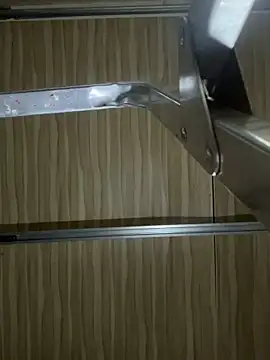 Snapshot of OneWhoBringsJoy chatting on 11-10-25, 06:18 OneWhoBringsJoy online show from 11-10-25, 06:18