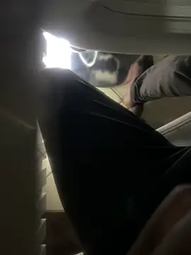 Snapshot of OneWhoBringsJoy chatting on 12-20-25, 10:50 OneWhoBringsJoy online show from 12-20-25, 10:50