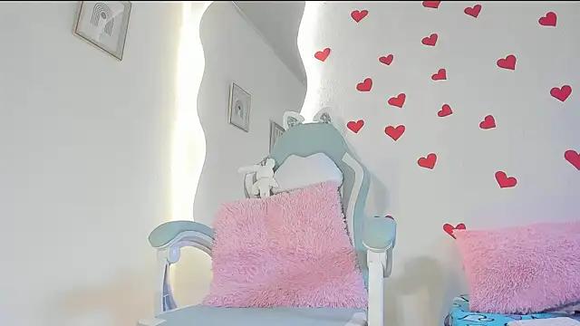 Abbiee 8 online show from 03-20-26, 03:39