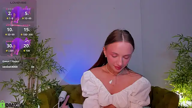 miiss  lulu online show from 06-11-26, 02:53