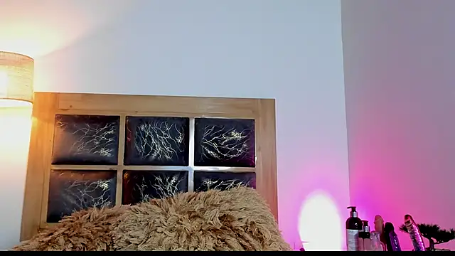 Snapshot of alejandra-cortes chatting on 10-31-25, 11:11 alejandra-cortes online show from 10-31-25, 11:11