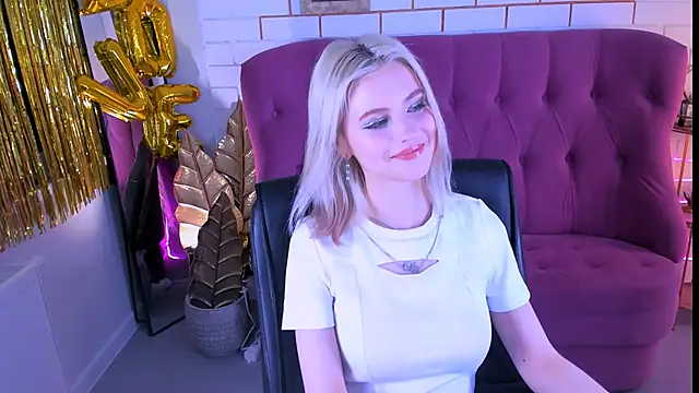 LeonaStane online show from 03-01-25, 11:04