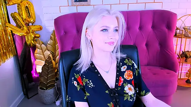 LeonaStane online show from 03-08-25, 09:51