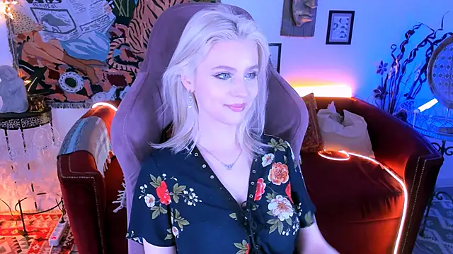 LeonaStane online show from 03-20-25, 05:04