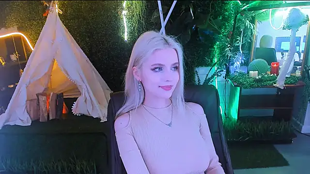 LeonaStane online show from 03-22-25, 12:39