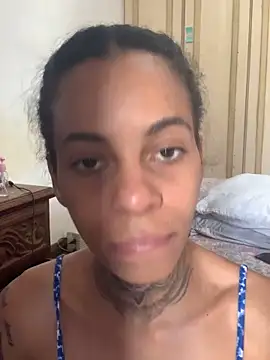 Snapshot of casalshowtime2 chatting on 11-17-25, 11:38 casalshowtime2 online show from 11-17-25, 11:38