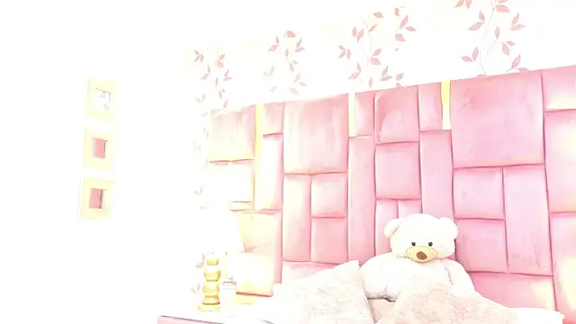ArianaFranco online show from 06-15-26, 02:52