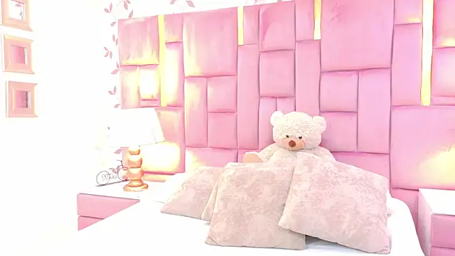 ArianaFranco online show from 06-24-26, 02:16