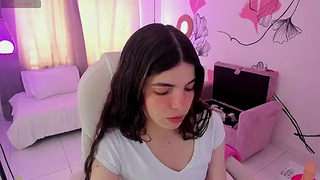 Isabela Fiorelli online show from 05-11-26, 02:45