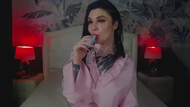 MaeveMoon online show from 05-20-26, 02:18