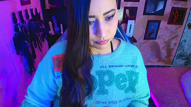 cherryy bombshelll online show from 01-09-26, 05:04