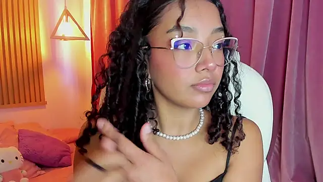 Snapshot of im_morgann chatting on 02-13-25, 01:37 im morgann online show from 02-13-25, 01:37