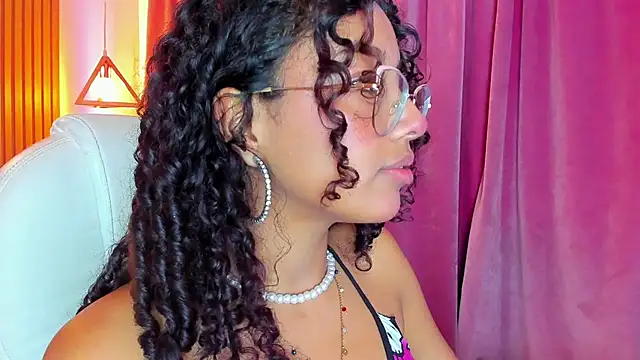 Snapshot of im_morgann chatting on 02-17-25, 02:04 im morgann online show from 02-17-25, 02:04