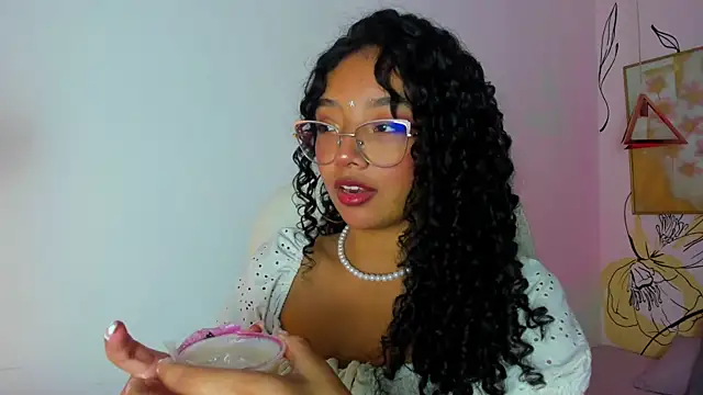 Snapshot of im_morgann chatting on 09-23-25, 01:25 im morgann online show from 09-23-25, 01:25