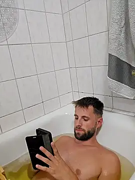 ademandjulia online show from 09-22-25, 06:21