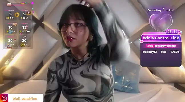 Snapshot of DarkMysterysF chatting on 02-11-25, 06:44 DarkMysterysF online show from 02-11-25, 06:44