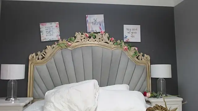 LindaBird online show from 02-17-25, 09:08