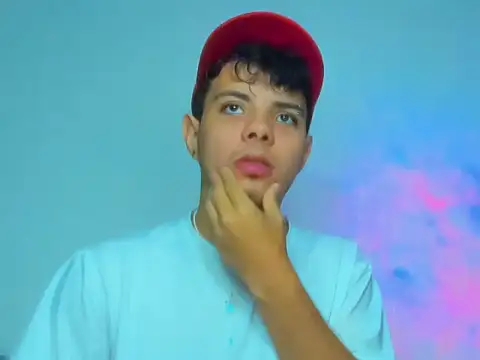 Snapshot of Alessandro_1610 chatting on 02-20-26, 05:48 Alessandro 1610 online show from 02-20-26, 05:48