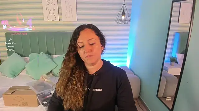 abby apple online show from 11-13-25, 12:48