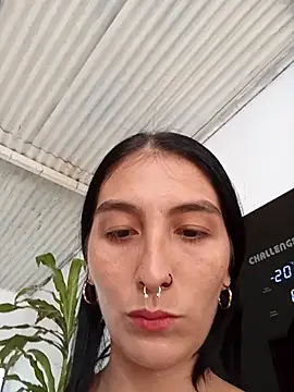 single mother indecent online show from 09-26-25, 01:37