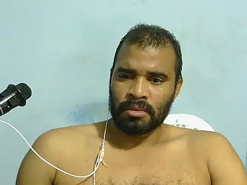 Snapshot of YOX22 chatting on 03-20-26, 03:00 YOX22 online show from 03-20-26, 03:00