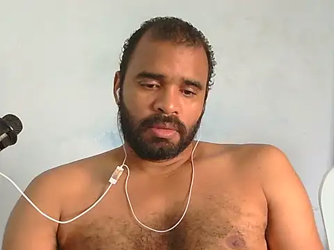 Snapshot of YOX22 chatting on 04-23-26, 10:01 YOX22 online show from 04-23-26, 10:01