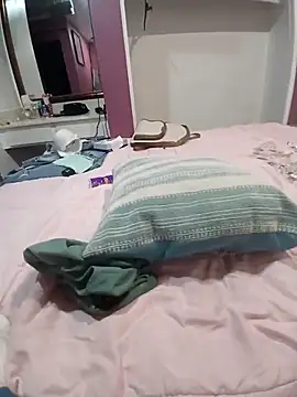 Snapshot of SweetSexyLatina chatting on 02-23-26, 07:06 SweetSexyLatina online show from 02-23-26, 07:06