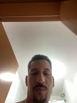 Snapshot of MateusBH123 chatting on 03-28-26, 03:28 MateusBH123 online show from 03-28-26, 03:28