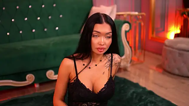 Snapshot of SashaFerrera chatting on 02-19-25, 09:58 SashaFerrera online show from 02-19-25, 09:58