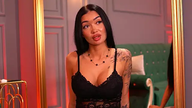 Snapshot of SashaFerrera chatting on 02-20-25, 01:03 SashaFerrera online show from 02-20-25, 01:03