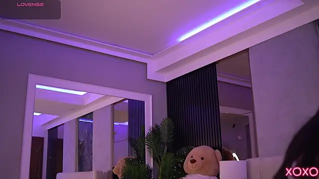 Snapshot of SashaFerrera chatting on 11-18-25, 07:18 SashaFerrera online show from 11-18-25, 07:18