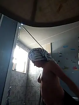 Snapshot of ShysluutGia chatting on 11-05-25, 07:03 ShysluutGia online show from 11-05-25, 07:03