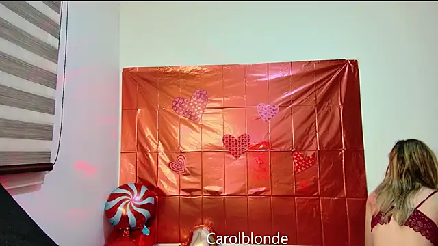 Carolblonde online show from 02-14-25, 03:22