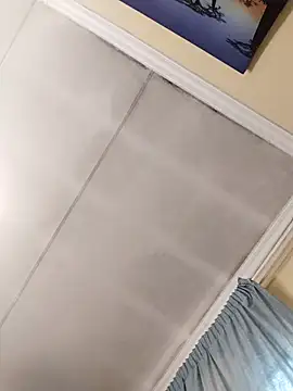 prettiechanti online show from 11-18-25, 11:36