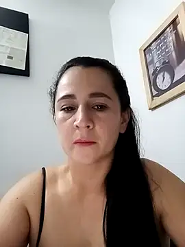 Alanna 11 online show from 02-19-25, 11:25