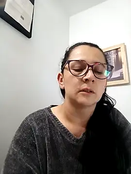 Alanna 11 online show from 03-08-25, 04:01