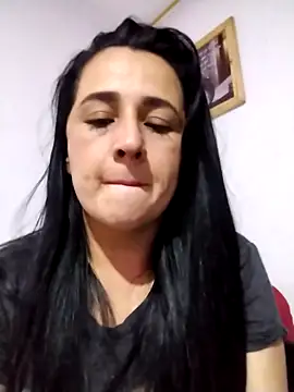 Alanna 11 online show from 10-04-25, 03:59