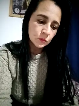 Alanna 11 online show from 10-16-25, 04:13