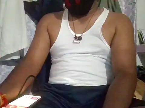 Snapshot of Mohan_Patel_35 chatting on 10-15-25, 05:24 Mohan Patel 35 online show from 10-15-25, 05:24