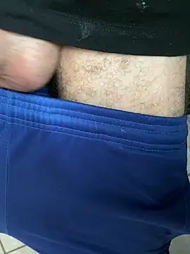 Snapshot of obranquinho21cm chatting on 11-06-25, 10:05 obranquinho21cm online show from 11-06-25, 10:05