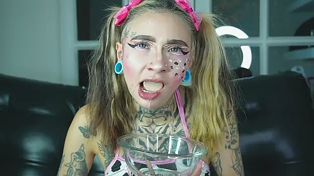 miss   angel online show from 03-04-26, 10:32